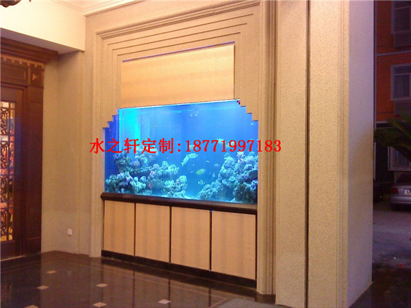 嵌入式魚缸